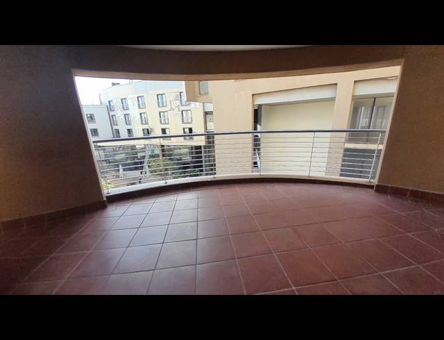 2 BEDROOM APARTMENT FOR SALE IN UMHLANGA RIDGE